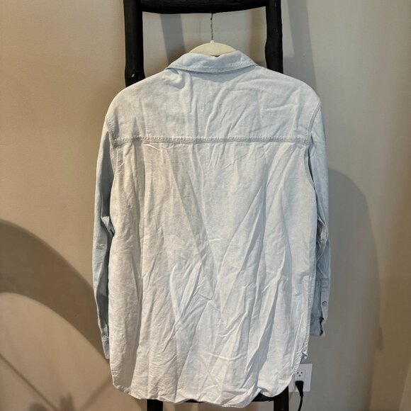 Madewell Blue Button Up Long Sleeve Shirt - Picture 4 of 4